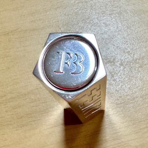 FENTY BEAUTY by Rihanna Icon Semi-Matte Refillable Lipstick The MVP + Case - Picture 8 of 8